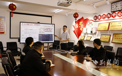 李振 為科技工廠裝上智慧大腦，存儲(chǔ)支持服務(wù)賦能智能制造新未來(lái)